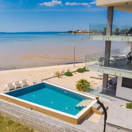 Penthouse Jimmys Privlaka, Wahnsinns Blick Und Beheiztem Pool * Privlaka