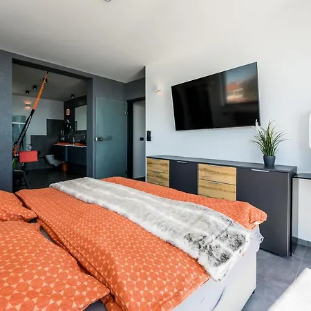 Penthouse Jimmys Privlaka, Wahnsinns Blick Und Beheiztem Pool 아파트