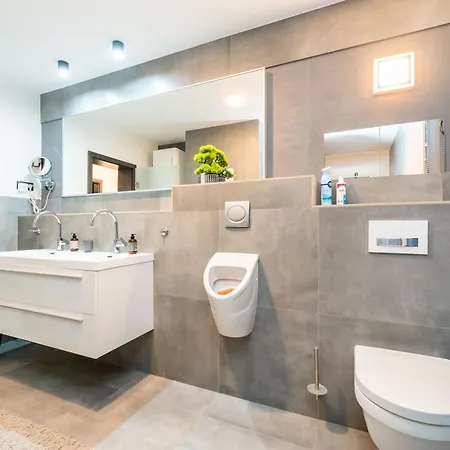 아파트 Penthouse Jimmys Privlaka, Wahnsinns Blick Und Beheiztem Pool *