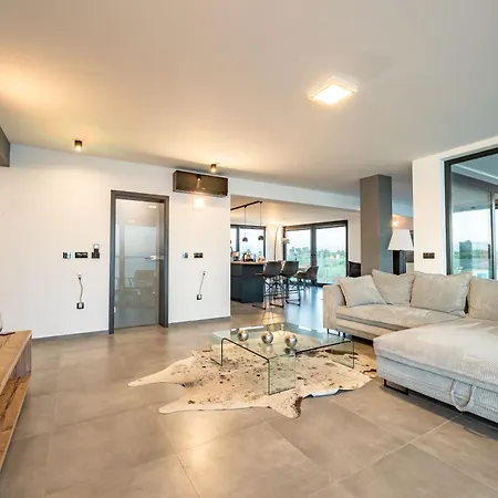 Penthouse Jimmys Privlaka, Wahnsinns Blick Und Beheiztem Pool *