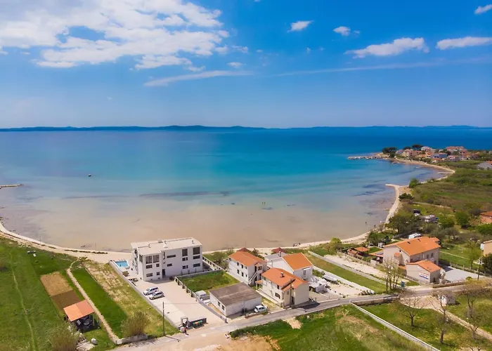 Penthouse Jimmys Privlaka, Wahnsinns Blick Und Beheiztem Pool Privlaka (Zadar)