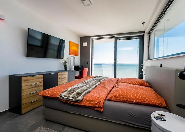 Penthouse Jimmys Privlaka, Wahnsinns Blick Und Beheiztem Pool Privlaka (Zadar)