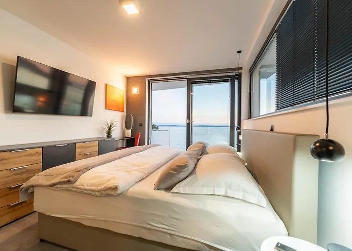 Апартаменты Penthouse Jimmys Privlaka, Wahnsinns Blick Und Beheiztem Pool Привлака