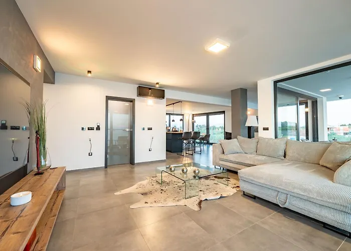 Penthouse Jimmys Privlaka, Wahnsinns Blick Und Beheiztem Pool *