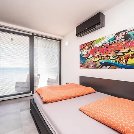 Penthouse Jimmys Privlaka, Wahnsinns Blick Und Beheiztem Pool *