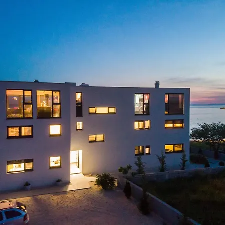 Penthouse Jimmys Privlaka, Wahnsinns Blick Und Beheiztem Pool Апартаменты Привлака
