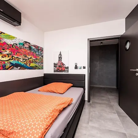 Apartment Penthouse Jimmys Privlaka, Wahnsinns Blick Und Beheiztem Pool