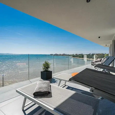 Penthouse Jimmys Privlaka, Wahnsinns Blick Und Beheiztem Pool * Privlaka (Zadar)