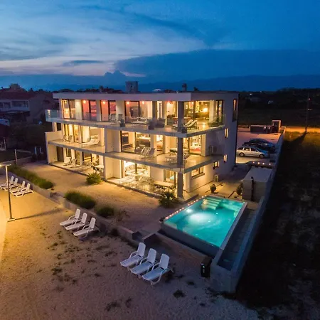 Penthouse Jimmys Privlaka, Wahnsinns Blick Und Beheiztem Pool Апартаменты Привлака