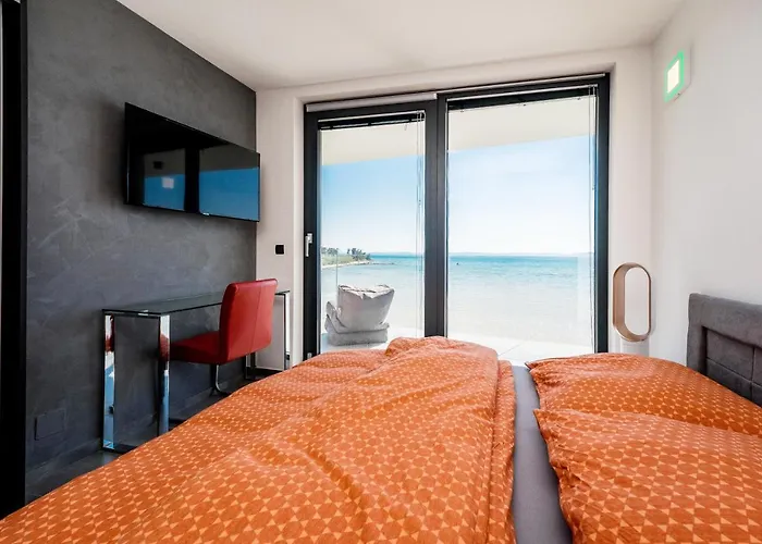 Penthouse Jimmys Privlaka, Wahnsinns Blick Und Beheiztem Pool Apartamento *