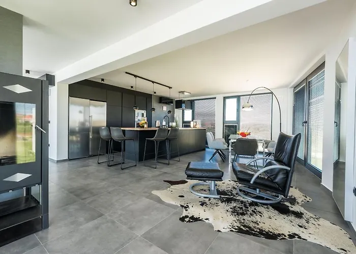 Penthouse Jimmys Privlaka, Wahnsinns Blick Und Beheiztem Pool Apartamento Privlaka (Zadar)