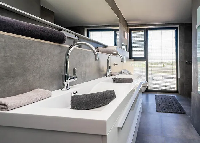 Penthouse Jimmys Privlaka, Wahnsinns Blick Und Beheiztem Pool *