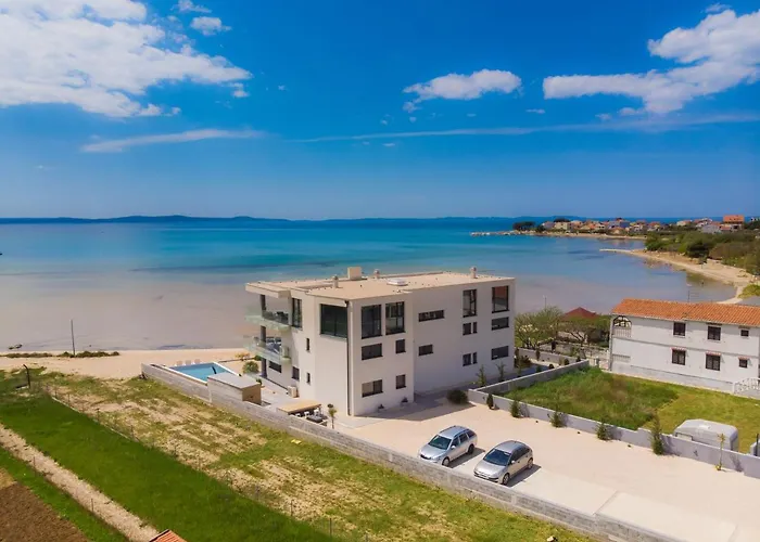 Penthouse Jimmys Privlaka, Wahnsinns Blick Und Beheiztem Pool *